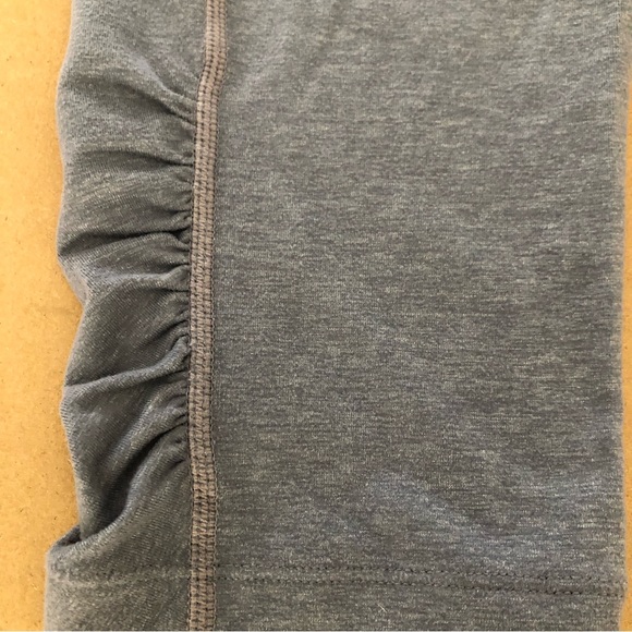 Athleta Capris SZ XS - Picture 4 of 9